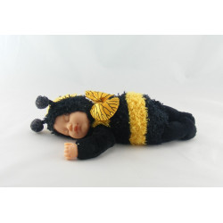 Poupée abeille jaune noir ANNE GEDDES 22 cm 