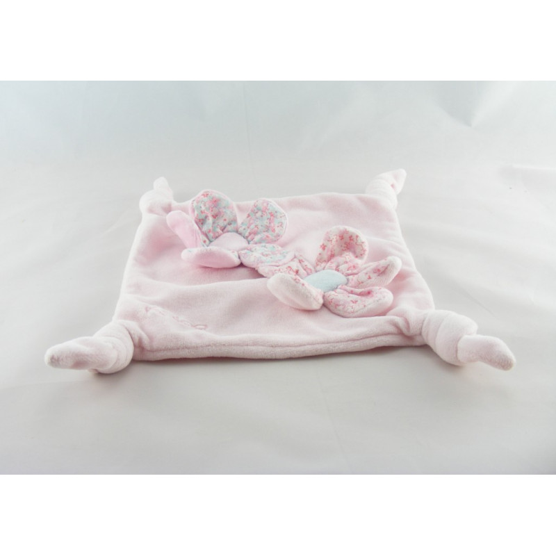 Doudou plat lapin Liliblue rose carré bleu fleur rose KALOO