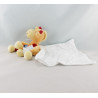 Doudou girafe jaune rouge mouchoir Cajou SUCRE D'ORGE