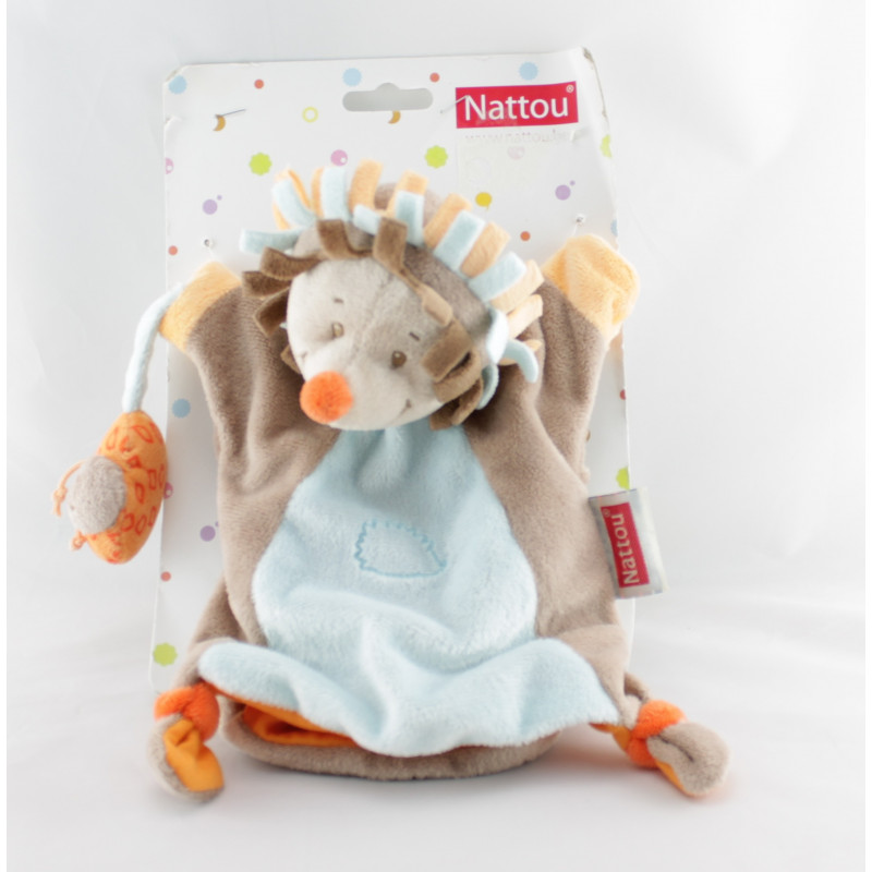 Doudou plat marionnette hérisson marron bleu jaune foulard orange NATTOU