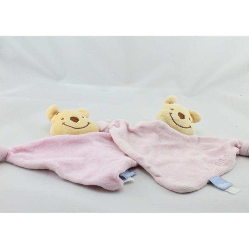 Doudou Plat Winnie l'Ourson rose