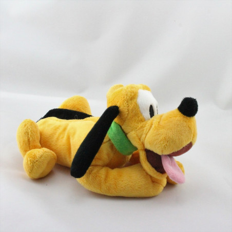 Doudou chien Pluto collier vert DISNEY STORE