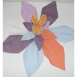 Doudou plat lapin fleur pétale Calice TAKINOU