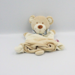 Doudou plat marionnette ours beige ecru bleu POMMETTE