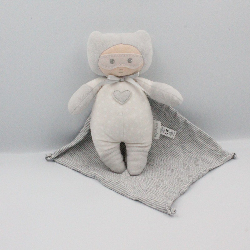 Doudou poupée lutin masqué gris blanc pois cape Mon premier super héros KALOO