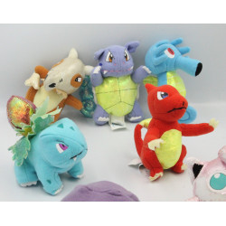Lot de 7 Peluches miniatures Pokemon NINTENDO