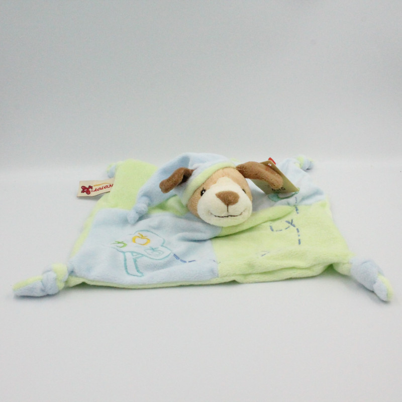 Doudou plat chien vert bleu pommes NICOTOY