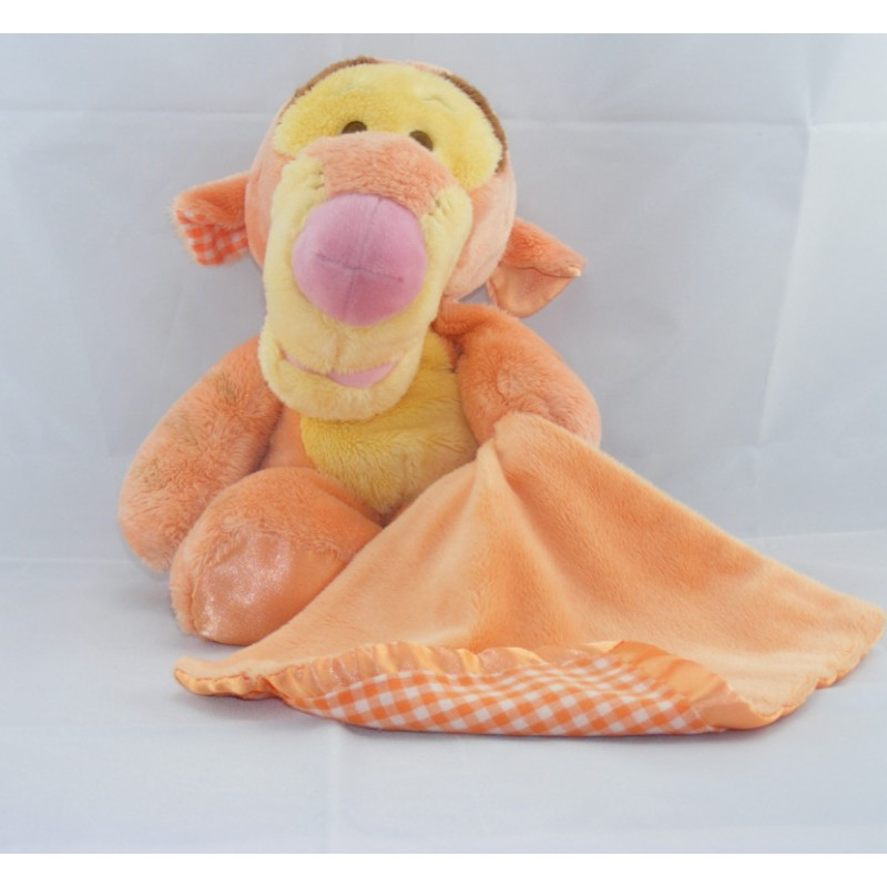 Doudou Winnie l'Ourson avec mouchoir Disney Baby