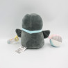 Doudou pingouin gris blanc bleu jaune hochet MOTS D'ENFANTS