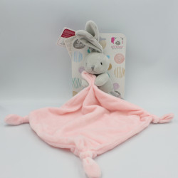 Doudou lapin gris mouchoir rose ARTESAVI