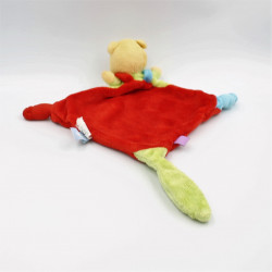 Doudou plat winnie rouge vert oiseau DISNEY BABY