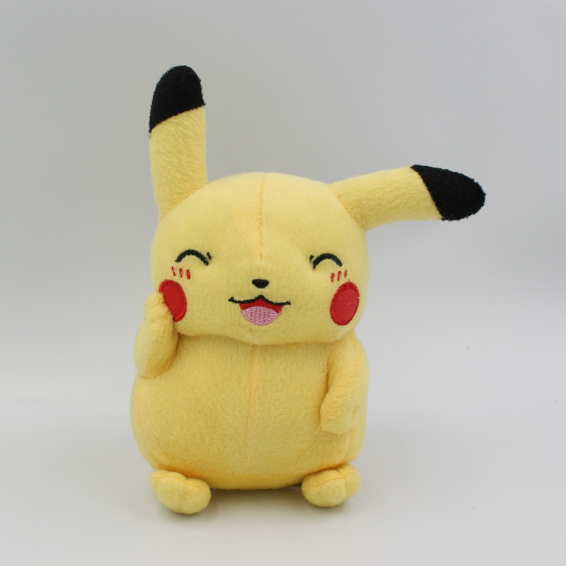 Peluche Pikachu le Pokemon de Sacha NINTENDO TOMY
