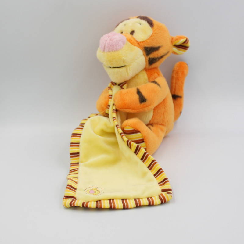 doudou tigrou avec mouchoir