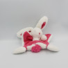 Doudou et Compagnie plat marionnette lapin rose blanc Pompon