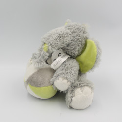 Doudou éléphant gris blanc vert avec balle HAPPY HORSE