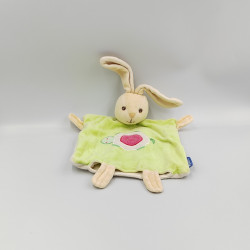 Doudou plat lapin vert beige blanc tortue KALOO