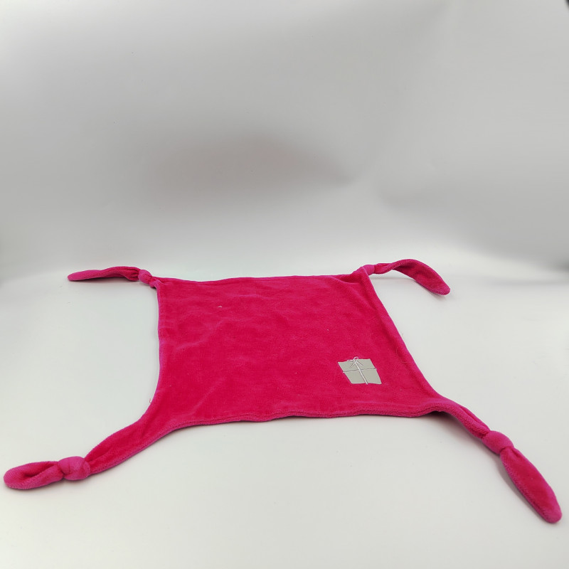 Doudou plat rose cadeau VERTBAUDET
