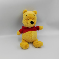 Peluche Winnie l'ourson pull rouge Disney