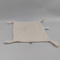 Doudou plat carré blanc Winnie Baby Pooh Disney Carrefour