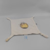 Doudou plat carré blanc Winnie Baby Pooh Disney Carrefour