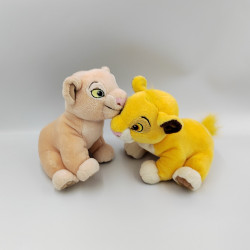Peluche le roi lion Nala Kiara et Simba DISNEY STORE lot de 2 