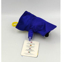 Peluche porte clef Minion déguisé en vampire ILLUMINATION