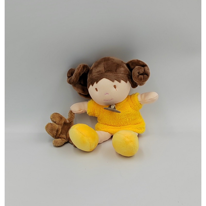 Doudou et compagnie poupée fille robe jaune avec ours Les Demoiselles de doudou