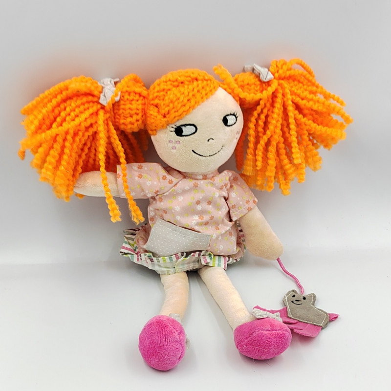 Doudou poupée nattes oranges tenue rose fleurs Nicotoy Monoprix