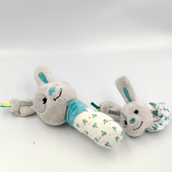 Doudou hochet baton lapin bleu gris blanc + attache tétine DREAMBEE