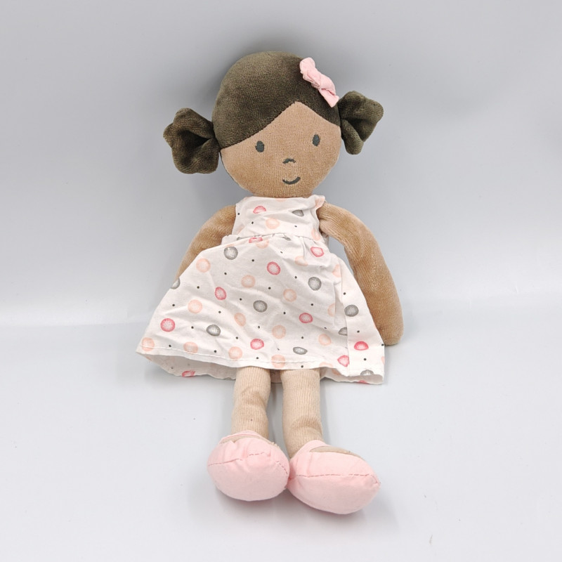 Doudou poupée métis nattes robe blanche rose OBAIBI