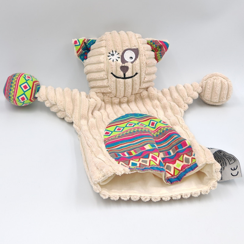 Doudou marionnette chat beige rose bleu vert motifs MABOUL GLOBE TROTOYS