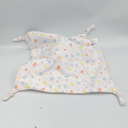 Doudou Plat Winnie blanc étoiles filantes bleu motifs Disney Nicotoy