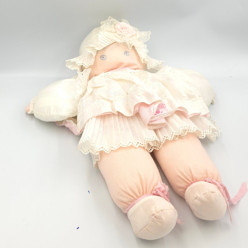 Ancien Doudou poupée chiffon tissu rose blanc satiné dentelle fleurs COROLLE